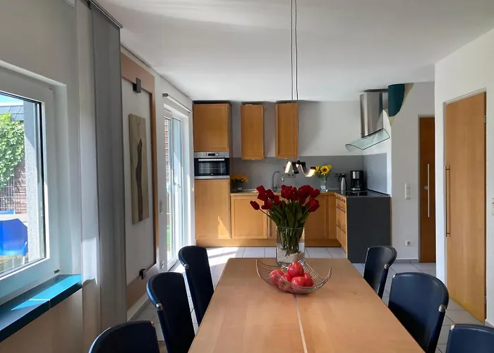 Altes Zoellnerhaus 37 *